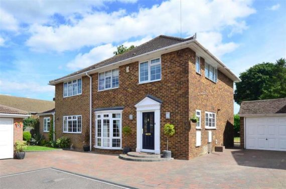 5&nbsp;Bedroom&nbsp;Detached